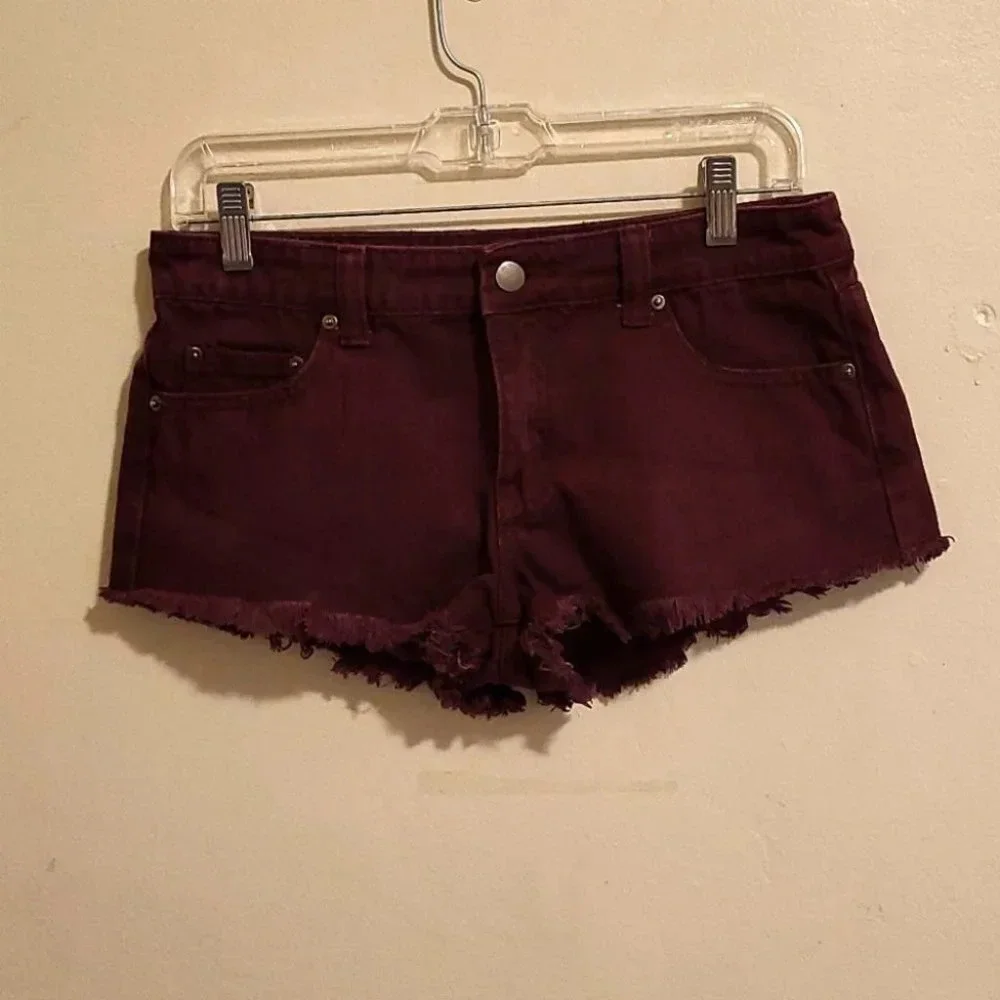 Forever 21 Shorts (Burg)